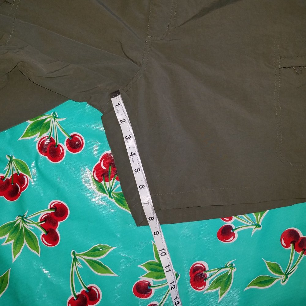 Royal Robbins Men's Shorts 38 - Picture 4 of 6